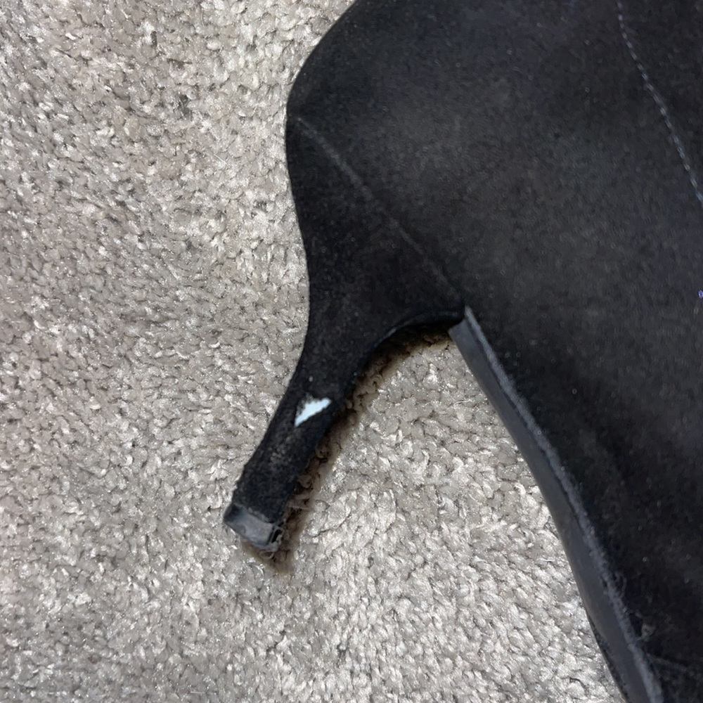 The Classic Stuart Weizman Otn Suede Boots - image 2